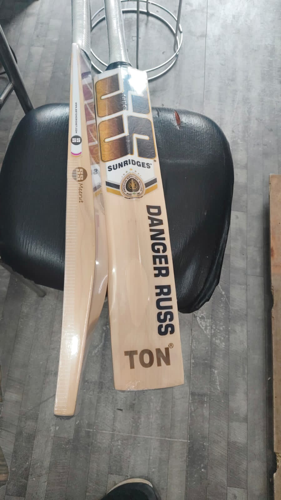 SS English Willow Cricket bat Full Size